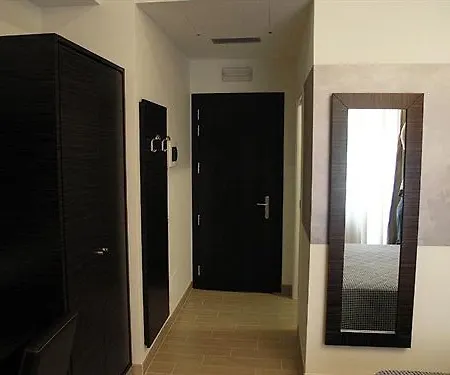 アラ ビアンカ マルゲーラ