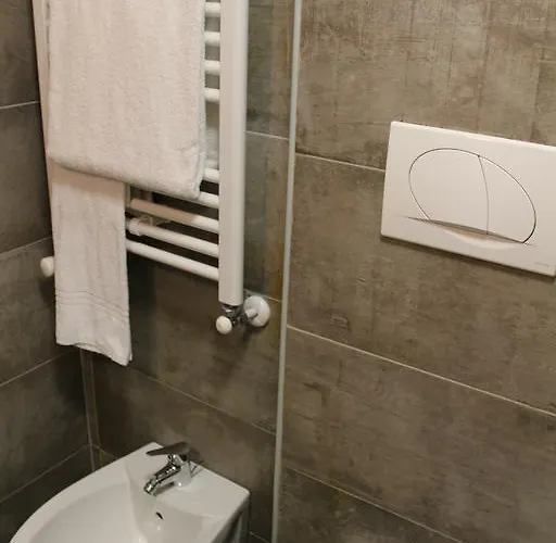 阿拉比安卡酒店 3* 马格拉